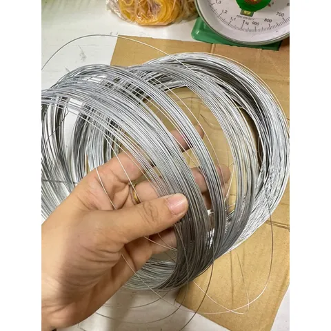 50 Mét dây thép mạ kẽm 0.5 li làm hoa giấy, làm đồ trang trí đa năng