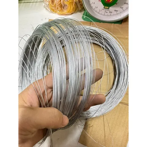 50 Mét dây thép mạ kẽm 0.5 li làm hoa giấy, làm đồ trang trí đa năng