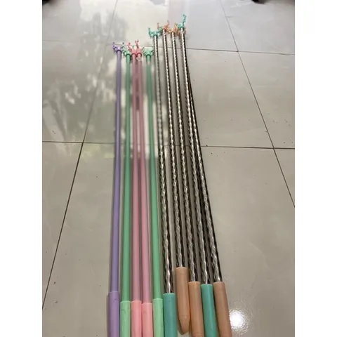 Cây phơi quần áo, gậy lấy đồ, cây lấy quần áo trên cao bằng nhựa, inox rút gọn
