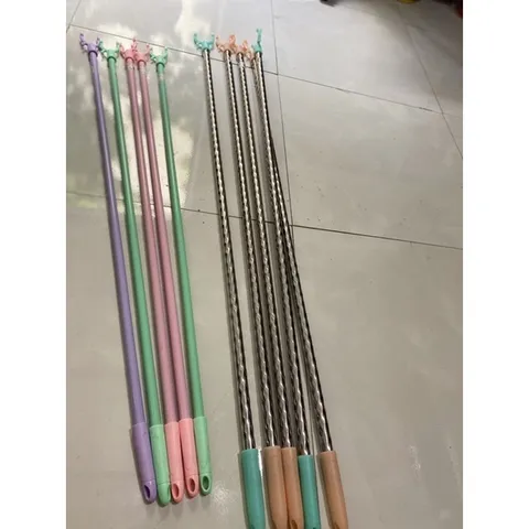 Cây phơi quần áo, gậy lấy đồ, cây lấy quần áo trên cao bằng nhựa, inox rút gọn