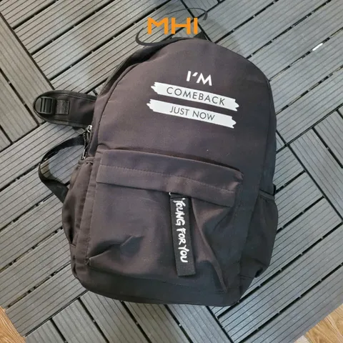 Balo nam nữ phong cách unisex- Mua tấm lót sàn ban công nhận Deal Sốc