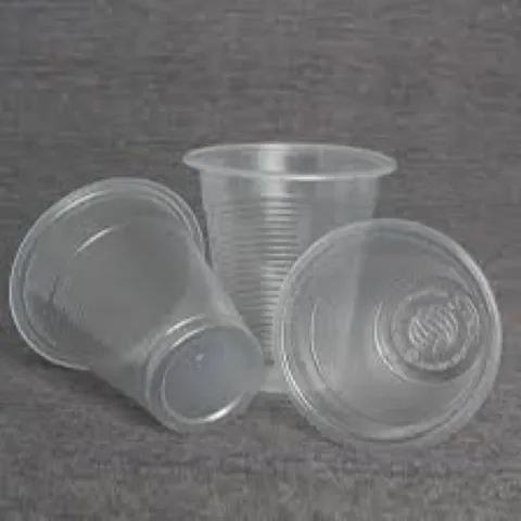 giá sỉ 500 cốc nhựa dùng 1 lần có nắp đủ kích cỡ vân sóng