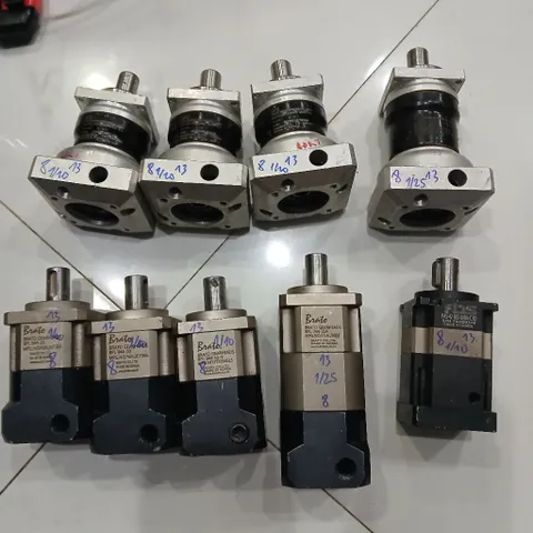 [100w] hộp số giảm tốc hành tinh nhiều tỉ số 4 5  8 9 1/10 1/11 1/12 1/15 1/16 1/20 1/21 1/25 1/30 1/33 1/45 1/50 81 100