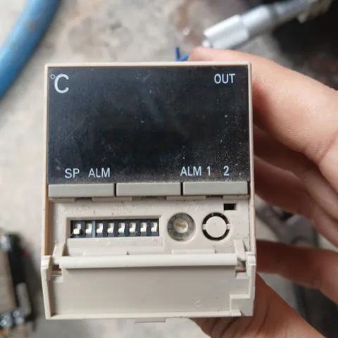 bộ điều khiển nhiệt độ autonics yamatake berm omron e5cs tháo máy kèm đế nước nóng nấu phở nồi hơi đồng hồ