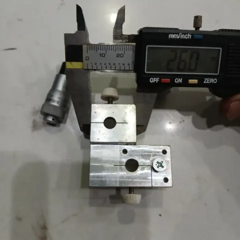 cụm cặp 2 panme Mitutoyo Japan kèm đế nhôm tháo máy tinh chỉnh vị trí 0.01mm