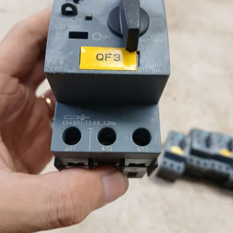 MPCB từ nhiệt bảo vệ quá tải motor ngắn mạch telemecanique france chint moeller germany khởi động từ dòng 0.1 40A