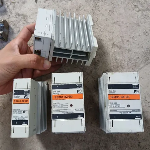 SSR solid state relay Mitsubishi omron Yamatake fotek hàng bãi sử dụng lò nhiệt sấy bếp điện hàn cell pin 18650