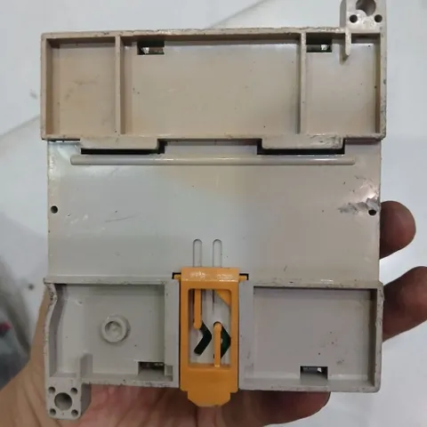 plc omron cpm1a-20cdr-a-v1