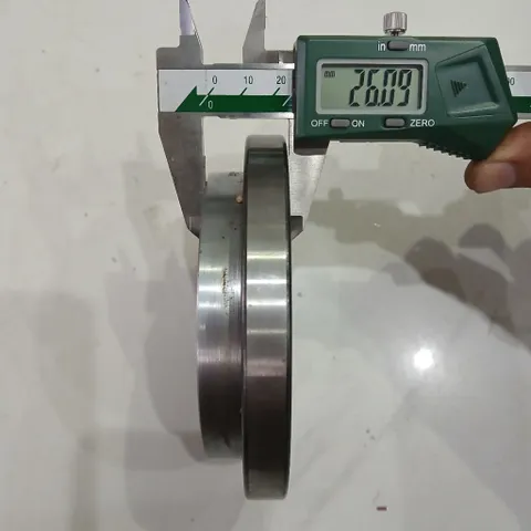 [ trục 1 inch] vòng bi lớn 6820 koyo Japan kèm bích tháo máy chế bàn xoay tì lăn