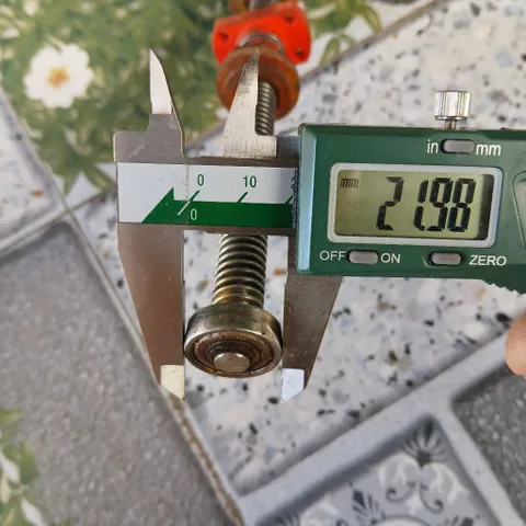 [12025] vít me cơ bi đai nhựa phi 12 bước 2.5 trục 6 tháo máy