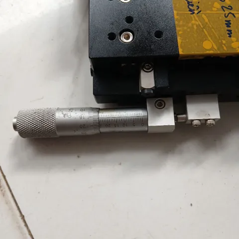[xy 125mm] bàn trượt panme to hành trình 25mm tháo máy ray con lăn nhôm có khóa vị trí 0.01mm phay mài