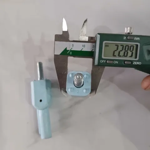 2 cái chân nhựa gập 90 độ ôc M6 M8 tháo máy chất lượng cao chế chân đèn chân quạt bldc pin