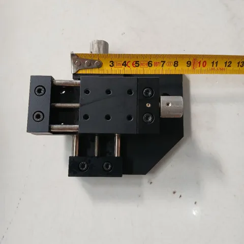 bàn trượt xy nhôm tháo máy hành trình 20mm ren mịn tháo máy