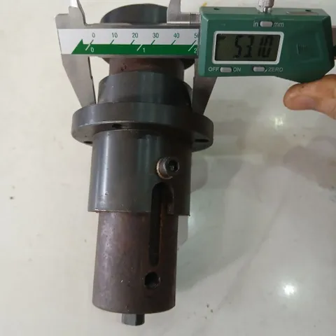 trục xoay trượt chế khoan bàn phay chống tâm tháo máy thép