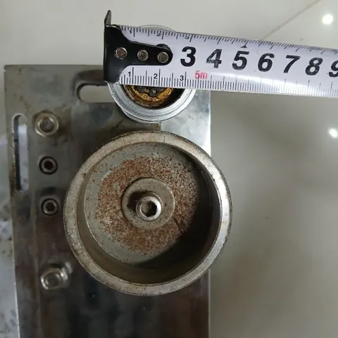 cụm con lăn quấn ép khung thép dây xích bánh răng góc