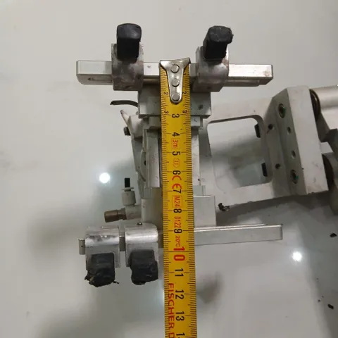 cụm tay gắp đặt xi lanh kẹp xoay kèm hộp số giảm tốc 1/10 step 57 tháo máy