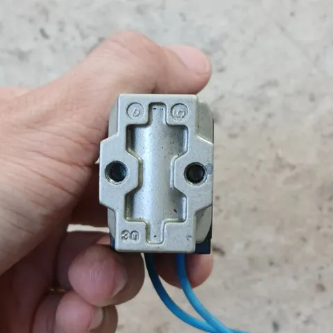 van khí nén chất lỏng điện DC 12V 24V tháo máy ckd takasago japan air valve