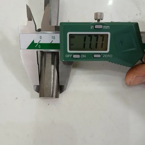 mũi kích côn chẻ đục đá mĩ nghệ