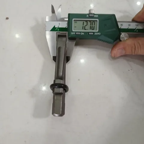 mũi kích côn chẻ đục đá mĩ nghệ