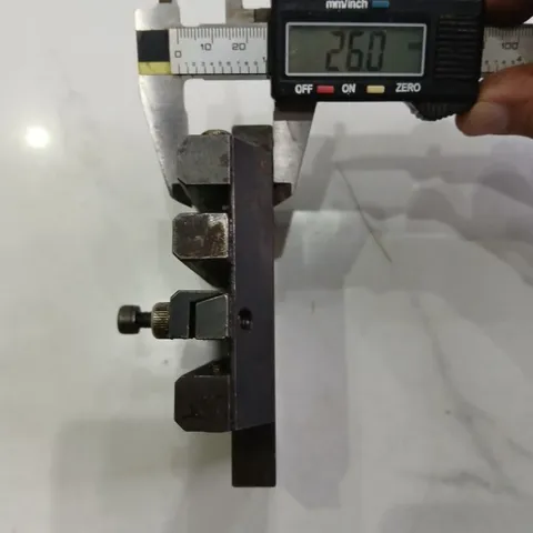 đài gá dao CNC ổ dao 3 rãnh 8.8mm tiện phay mini