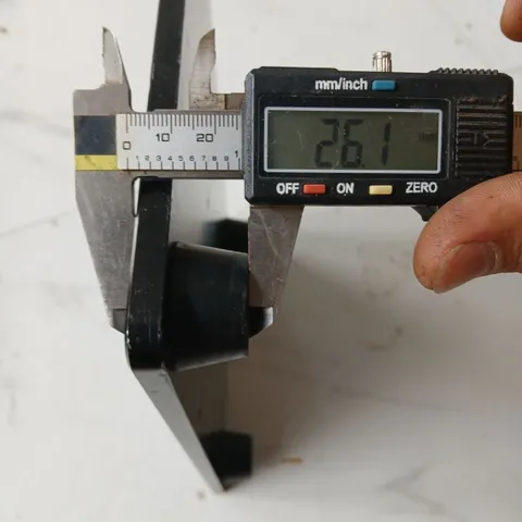 tấm nhôm anode sẵn chân cao su to
