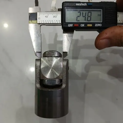 khớp các đăng trục khuỷu đầu lúc lắc nối trục thép 100mm phi 40 lỗ 22mm