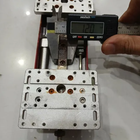 bàn trượt ray 12 xi lanh kẹp 2 chiều hành trình tối đa 80