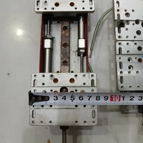 bàn trượt ray 12 xi lanh kẹp 2 chiều hành trình tối đa 80