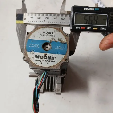 động cơ step kèm giảm tốc bánh răng trục vít motovario italy 1/15 1/30 trục 10 11