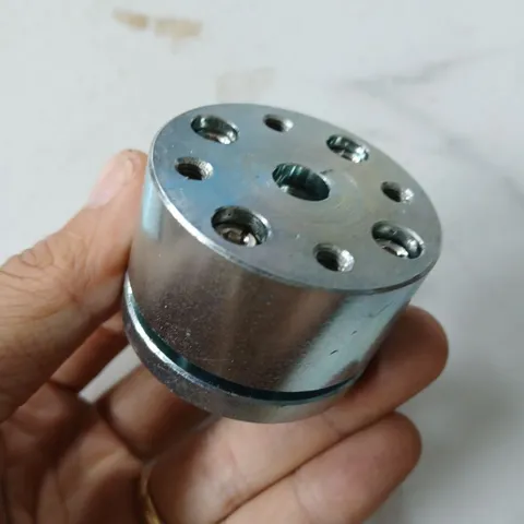 power lock chuyển trục 14 sang mặt bích