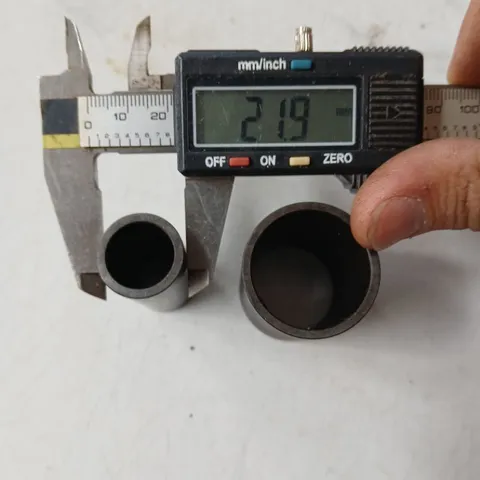 ống thép mạ đen tháo máy dày 2.4mm