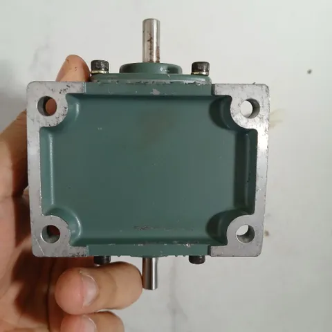 bộ ly hợp kèm thắng từ Ogura Japan tháo máy trục 8 24V 4 trạng thái truyền động xoay có đế ốc m6