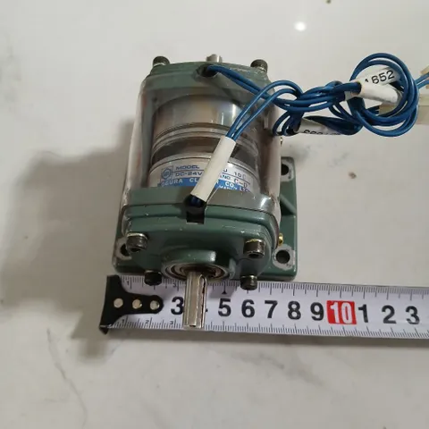 bộ ly hợp kèm thắng từ Ogura Japan tháo máy trục 8 24V 4 trạng thái truyền động xoay có đế ốc m6