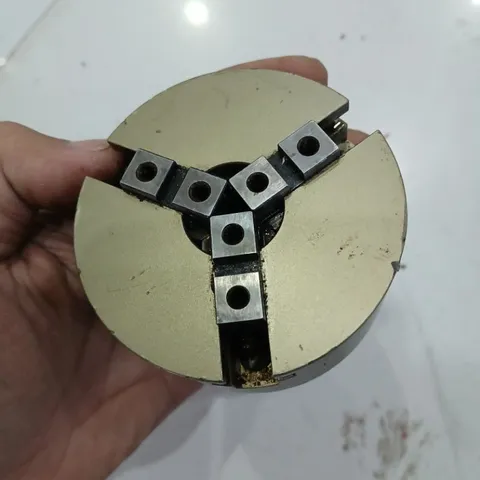 mâm cặp khí nén mini 3 4 chấu thép CKD airtac tháo máy cnc tiện phay bào