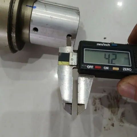 mâm cặp khí nén mini 3 4 chấu thép CKD airtac tháo máy cnc tiện phay bào