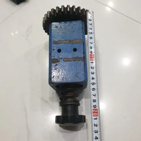 [5kg]cụm trục xoay bánh răng tay vặn hãm vòng bi 6004 trục phi 20