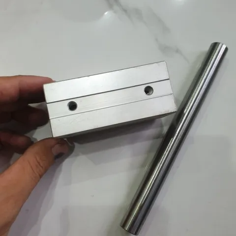 trục tròn phi 16 TSK japan kèm con trượt nhôm dài 170mm