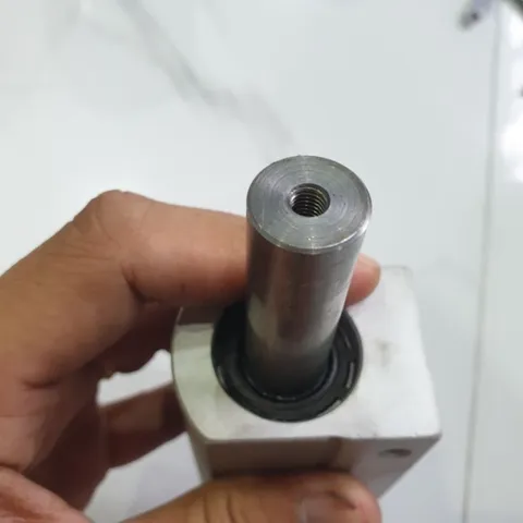 trục tròn phi 16 TSK japan kèm con trượt nhôm dài 170mm
