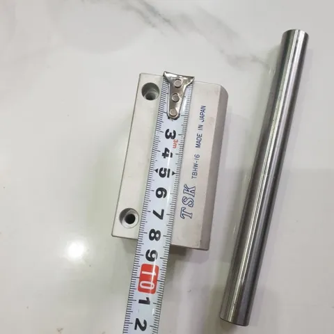 trục tròn phi 16 TSK japan kèm con trượt nhôm dài 170mm