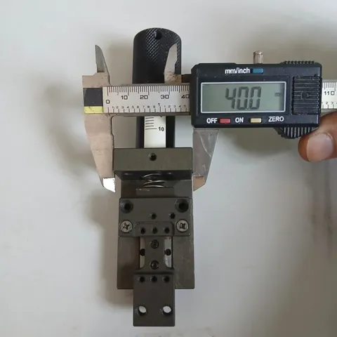 bộ núm chỉnh có lò xo con trượt hành trình 25mm chế cân lực bập bênh