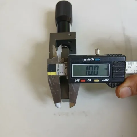 bộ núm chỉnh có lò xo con trượt hành trình 25mm chế cân lực bập bênh