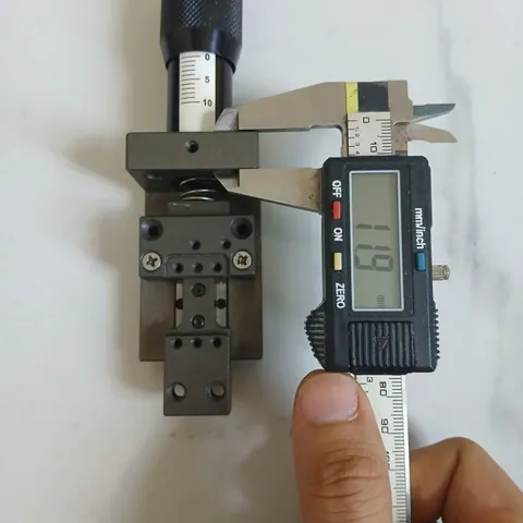 bộ núm chỉnh có lò xo con trượt hành trình 25mm chế cân lực bập bênh