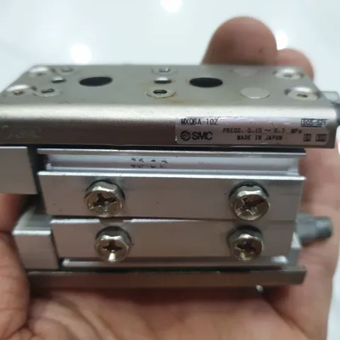 cặp xi lanh SMC MXQ ray trượt thép chế trụ hàn cell pin 18650