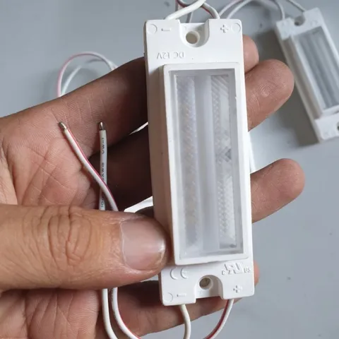 đèn led 12V đúc chống nước hồ thủy sinh có tản sáng ambassador canada