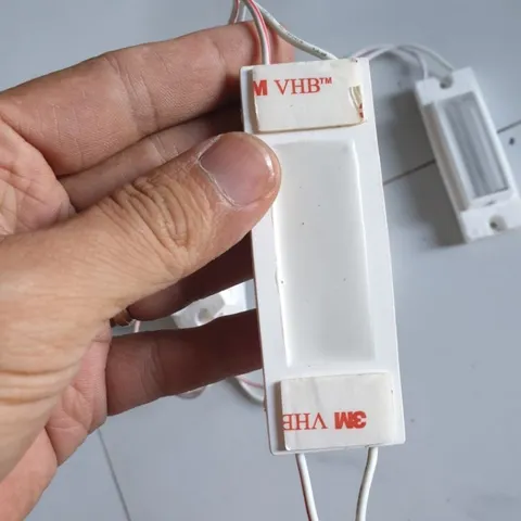 đèn led 12V đúc chống nước hồ thủy sinh có tản sáng ambassador canada
