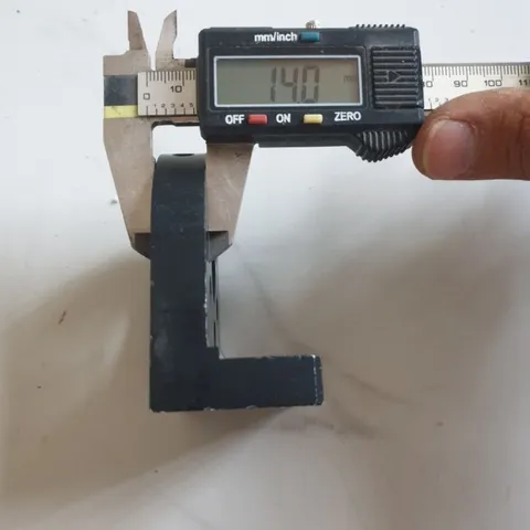 ke nhôm góc lắp trục xoay động cơ vòng bi day 12mm