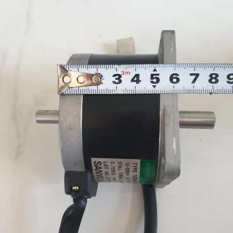 [Sanyo Denki] step syn motor 0.75A torque 2N.m cnc mini in 3d printer