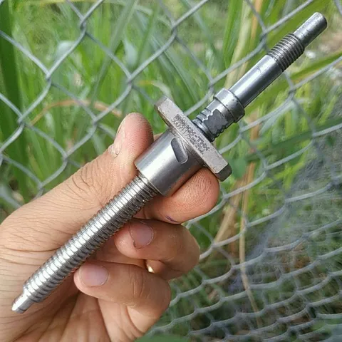 vít me bi THK phi 10 bước 2 hành trình 65 mm