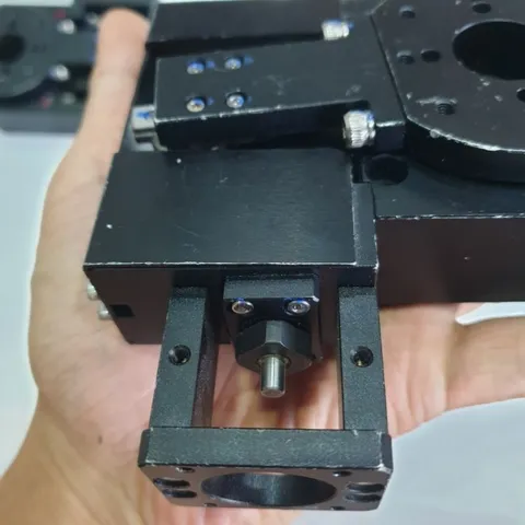bộ trục z mini và mâm xoay góc dùng động cơ hành trình 10mm sẵn gá động cơ