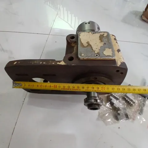 11kg cụm đầu trục mặt bích mâm cặp 80 kèm chấu trái thông lỗ 16 chế khoan phay mài trục A B